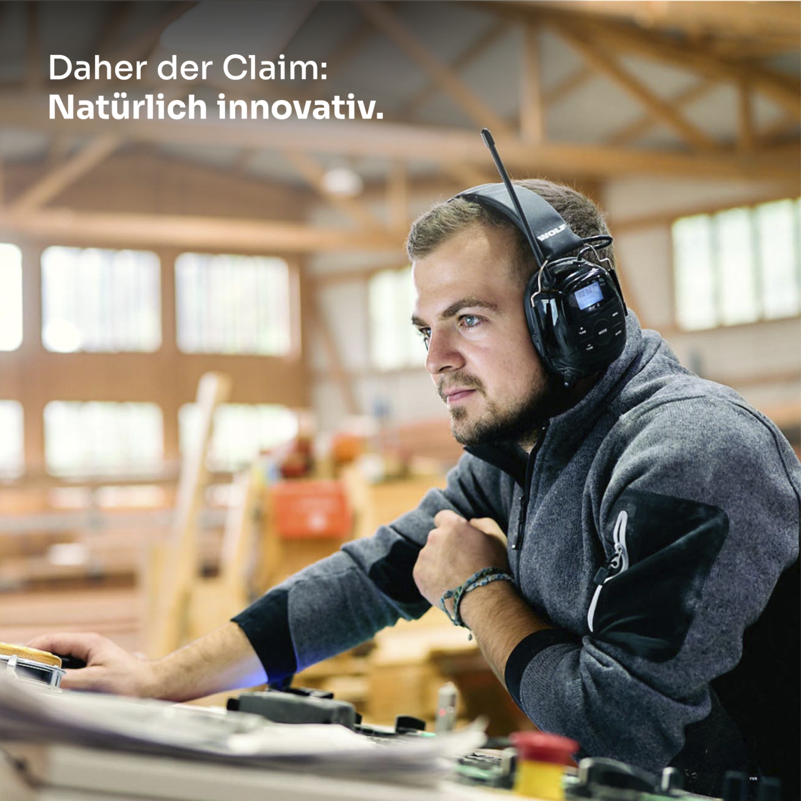 tt NURHOLZ Kacheln Bild Produktion Mitarbeiter